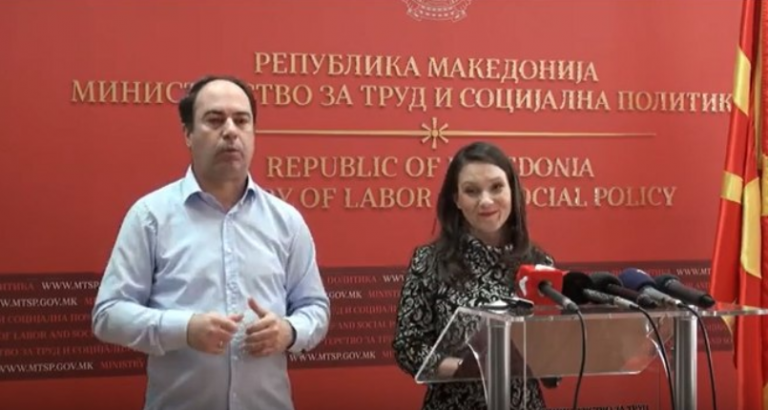 Σωρηδόν τα σκαμπίλια από τα Σκόπια [Ωμές παραβιάσεις της Συμφωνίας των Πρεσπών από τους Σκοπιανούς]
