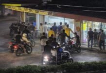 Ὅταν καταδιώκονται οἱ Ρωμηοί, ἡ Ἑλλάδα ἁπλῶς «παρακολουθεῖ»;